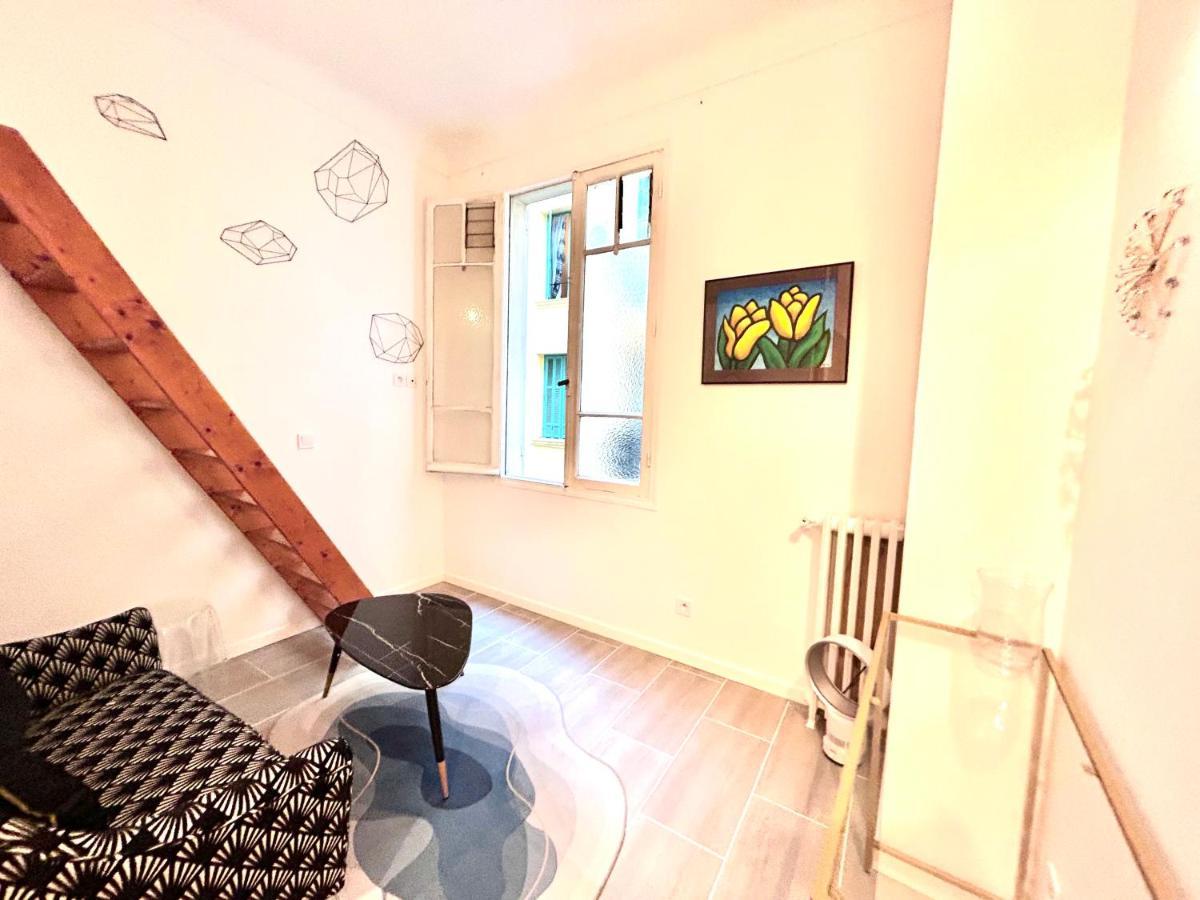 Studio At 1 Min From The Main Street Nice Exterior foto